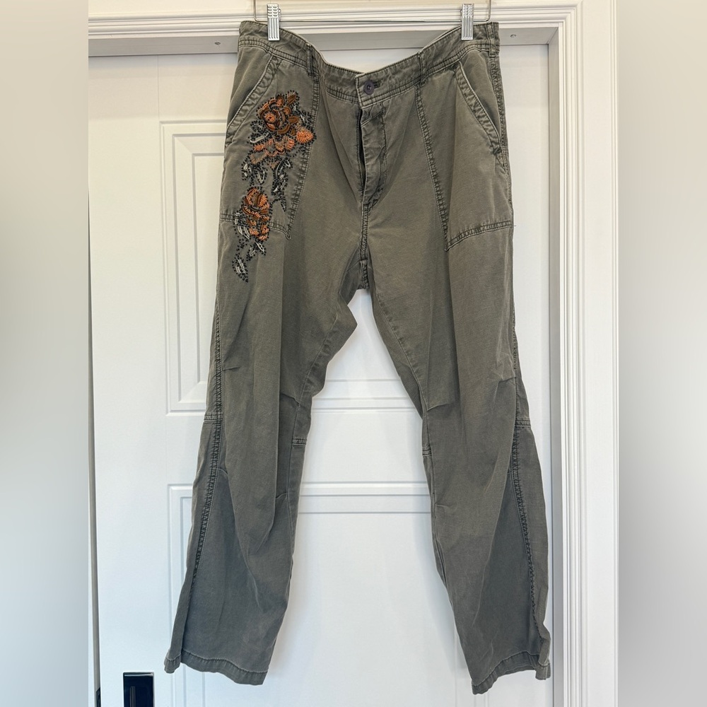 VINTAGE ANTHROPOLOGIE CARGO PANTS OLIVE GREEN 32 BEADED ACCENTS FLORAL WANDERER